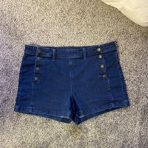 American Eagle Hi-Rise Shortie Shorts